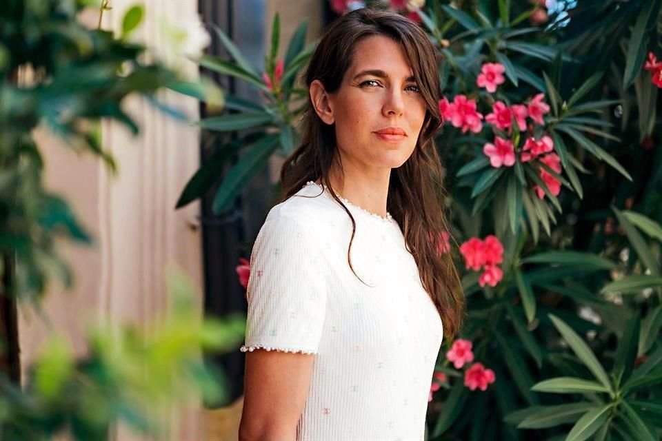 La hija de Carolina de Mónaco, Carlota Casiraghi, es una de las referentes de la moda actual. Conoce su estilo.