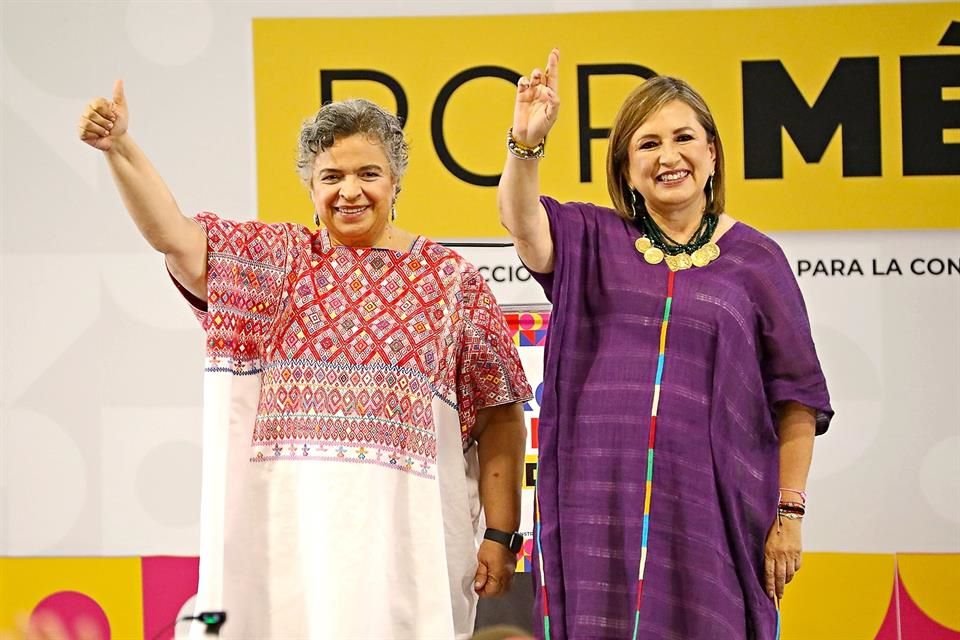 Beatriz Paredes y Xóchitl Gálvez protagonizaron ayer el último de los Foros del Frente.
