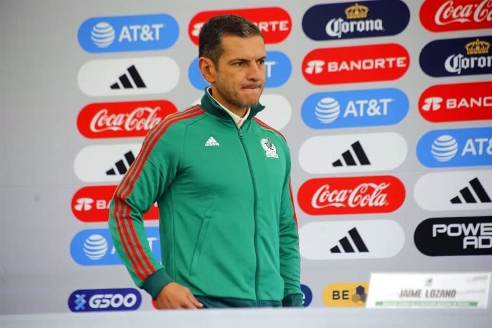 Jaime Lozano valora el hecho que el volante mostró el deseo de acercarse para hablar con la gente de la Selección Mexicana.