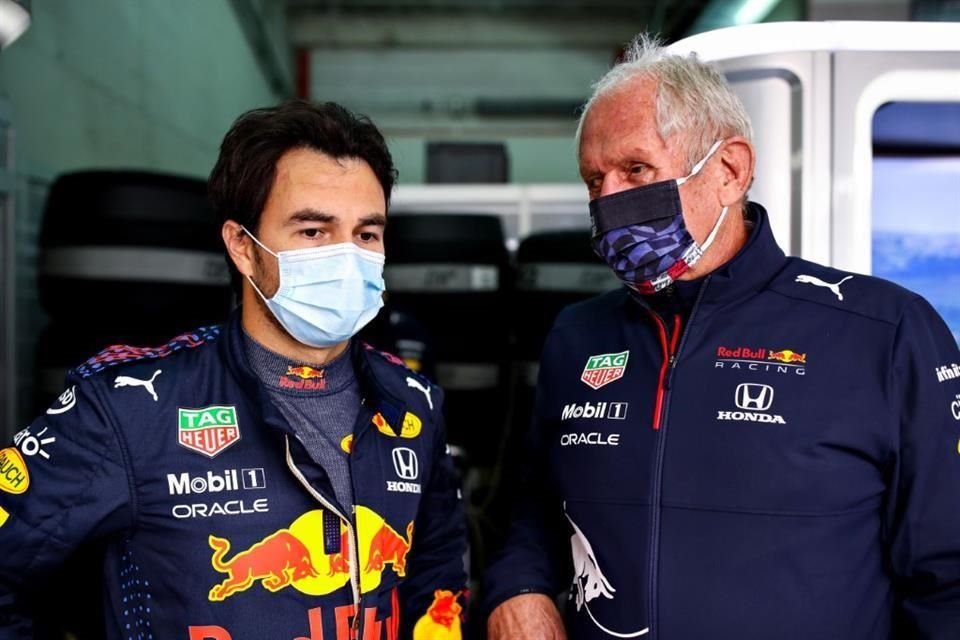 Helmut Marko mencionó que el mexicano tuvo suerte de terminar la carrera.