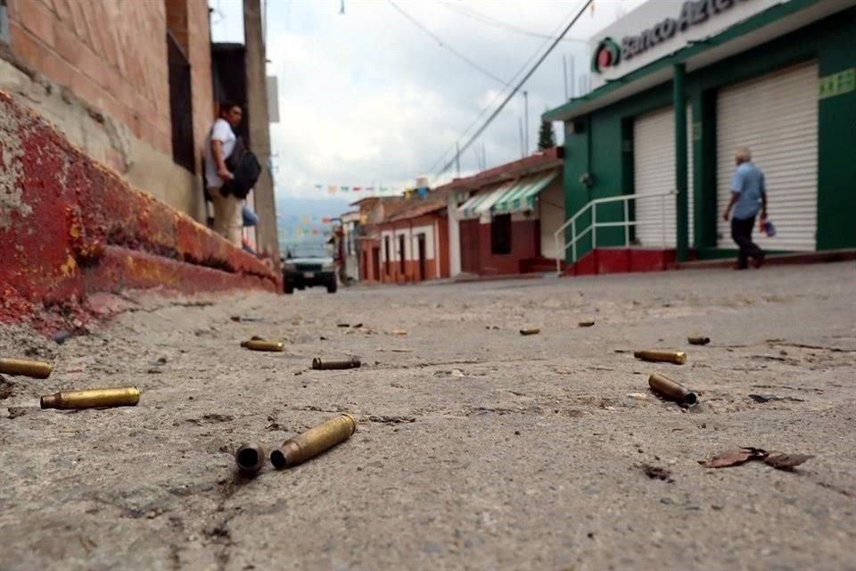 Las calles de Chichihualco han amanecido algunos días con casquillos tirados tras intensos enfrentamientos.