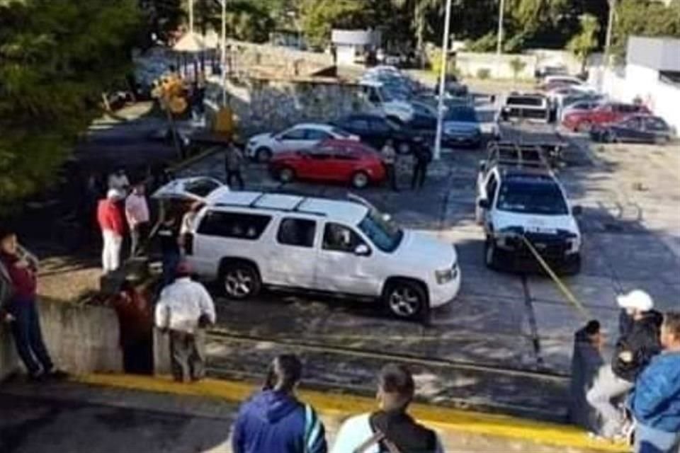 Cinco tripulantes más resultaron ilesos.