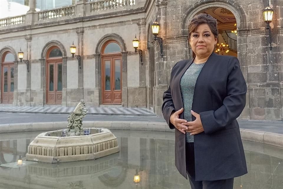 Mónica Porres Hernández es la primera mujer al frente de la UVM a nivel nacional.