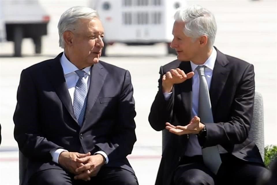 El Presidente López Obrador ha reconocido públicamente la aportación del Gobernador  del Edomex, Alfredo del Mazo, a los proyectos de la Federación en la entidad.