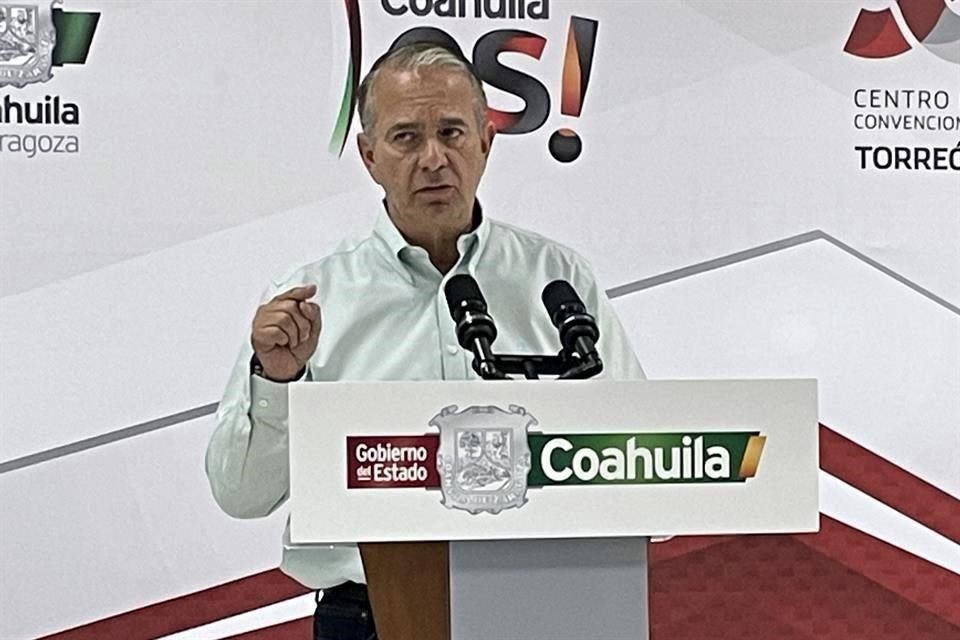 Francisco Saracho, Secretario de Educación de Coahuila.