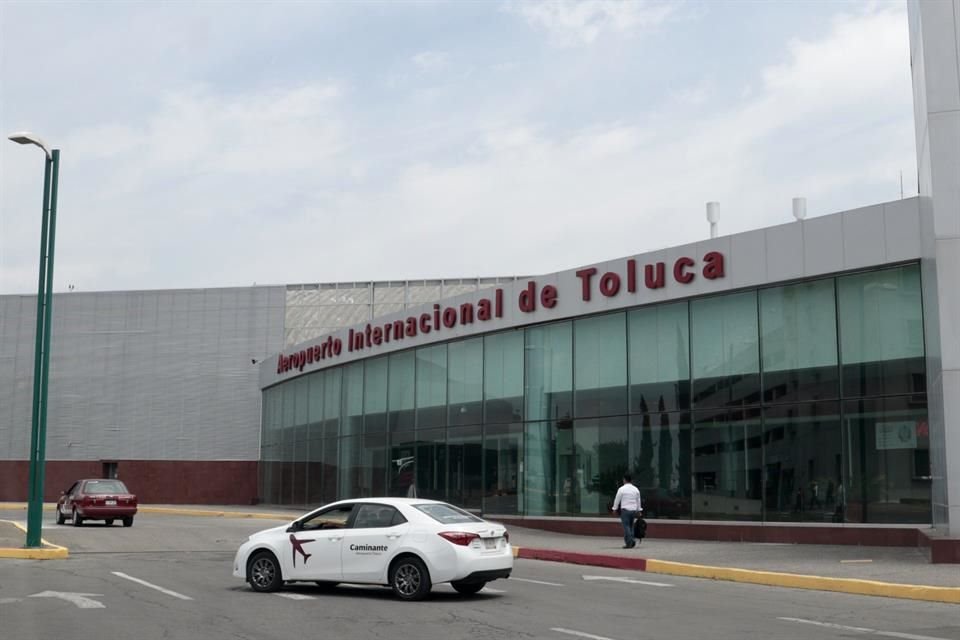 De acuerdo con expertos, el Aeropuerto Internacional de Toluca ha estado subutilizado por varios años.