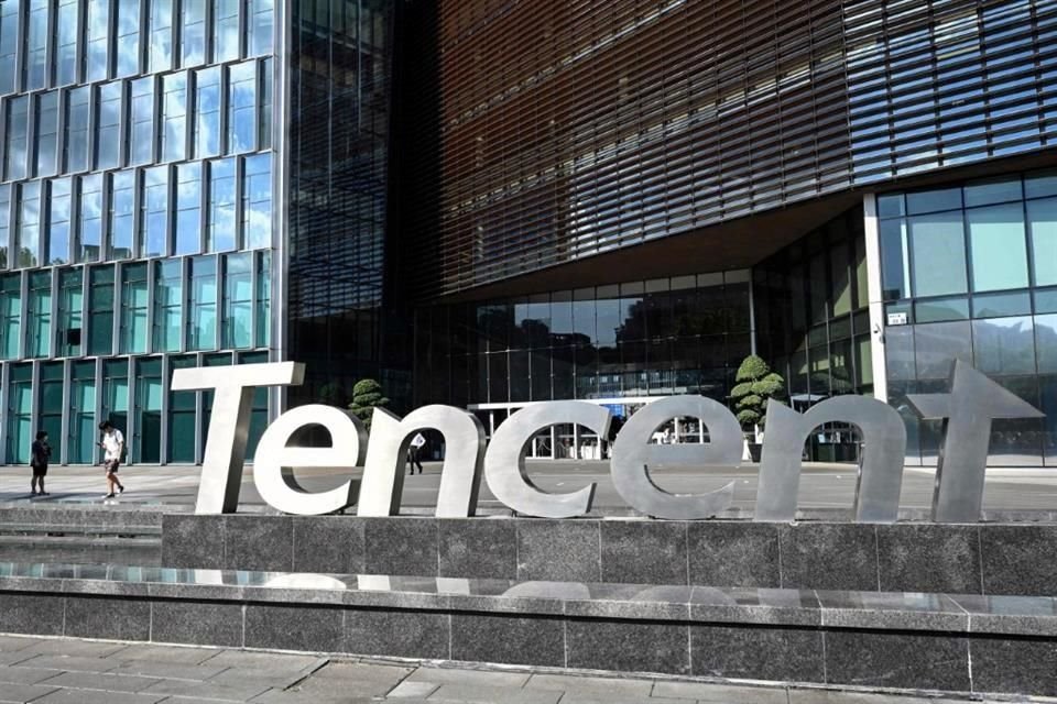 Tencent también afirmó que los costos de uso del nuevo Hunyuan Turbo S eran varias veces inferiores a los de sus versiones anteriores.