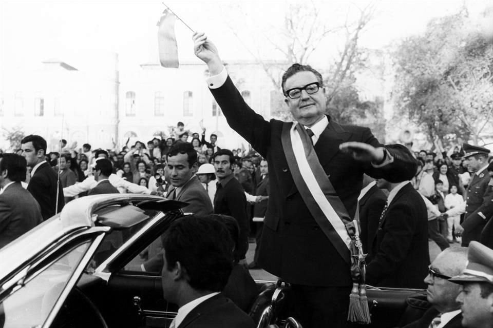 Naúl Ojeda trabajó en Chile como fotógrafo, contratado por la agencia de noticias Prensa Latina, para la cual registró la campaña, el triunfo y el desarrollo del Gobierno de Allende.