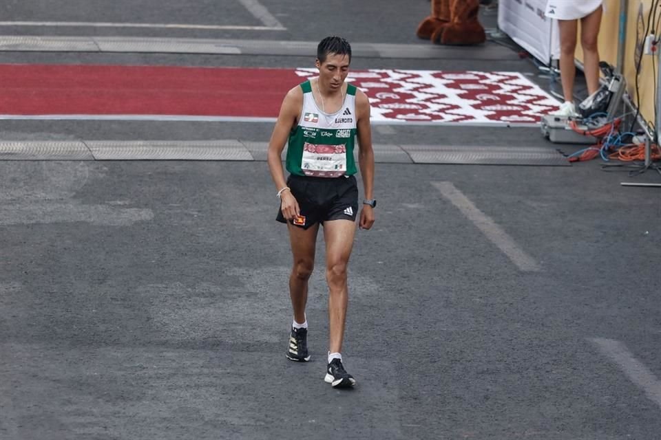 Aunque correr se puede realizar en casi todo lugar, es importante que la superficie no sea siempre la misma y evitar los suelos muy duros.