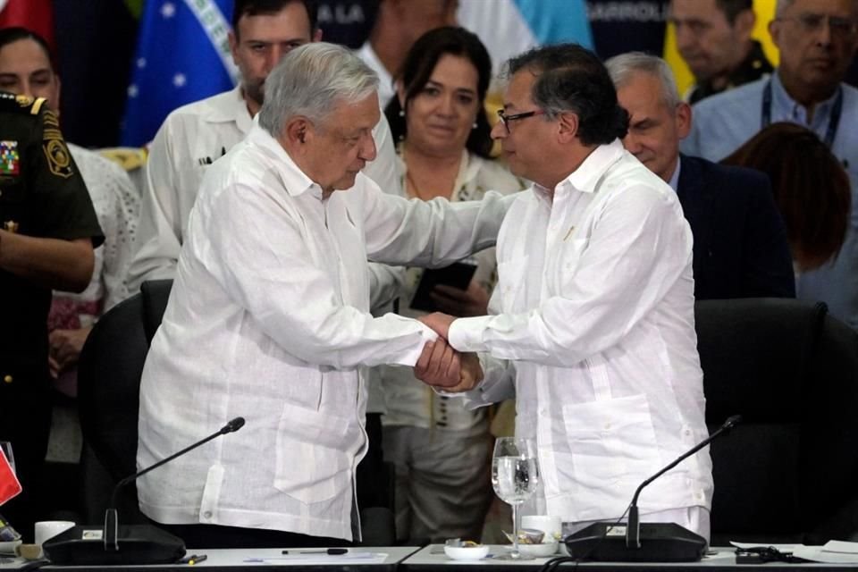 Los Presidentes de México y Colombia llamaron a cambiar el discurso de combate al narcotráfico.