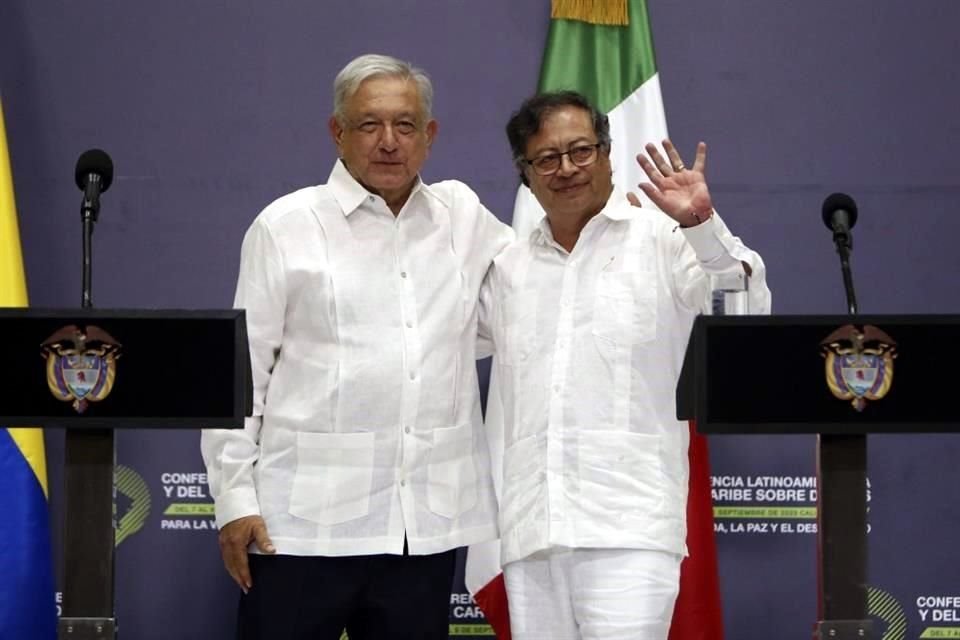 AMLO y Gustavo Petro, Presidente de Colombia, coincidieron en que el amor y la familia son los principales métodos para combatir drogas.