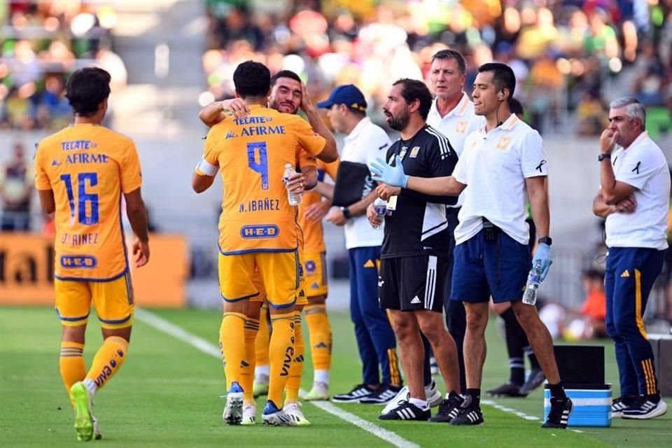 Los Tigres cayeron este domingo 2-1 ante América en duelo amistoso jugado en Austin, Texas.