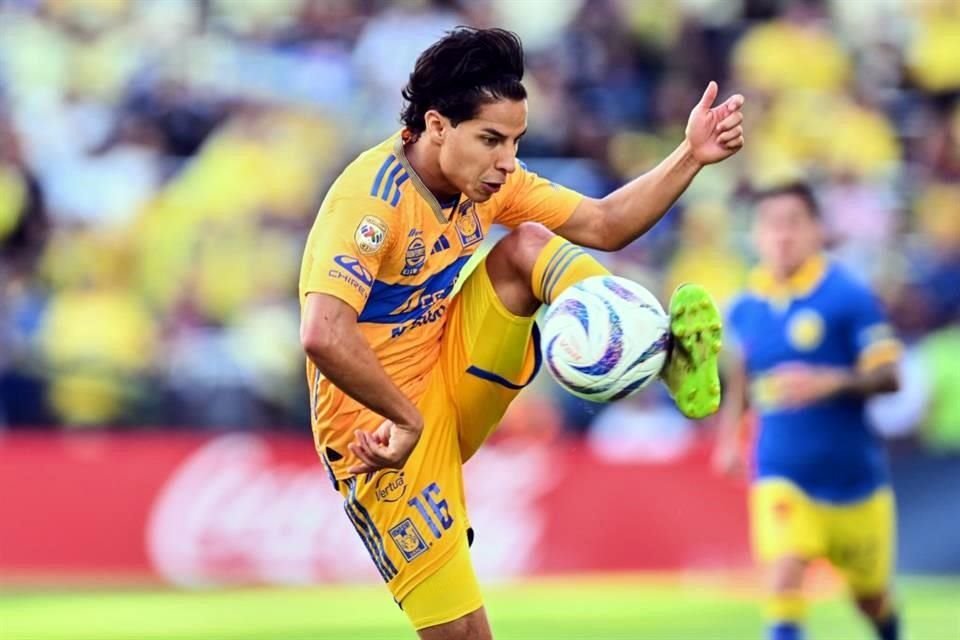 Los Tigres cayeron este domingo 2-1 ante América en duelo amistoso jugado en Austin, Texas.