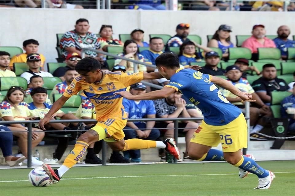 Los Tigres cayeron este domingo 2-1 ante América en duelo amistoso jugado en Austin, Texas.