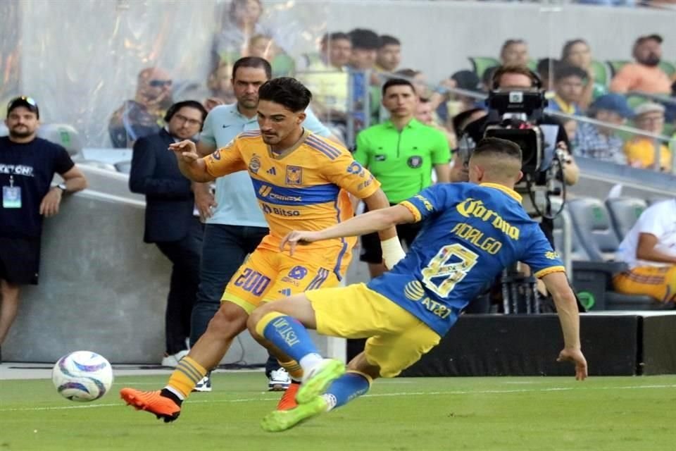 Los Tigres cayeron este domingo 2-1 ante América en duelo amistoso jugado en Austin, Texas.