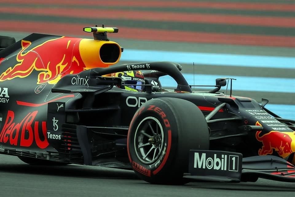 Sergio Pérez, quien largará cuarto en la Paul Ricard, espera poder escalar posiciones desde la arrancada.