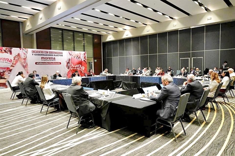 Especialistas advierten que los nuevos Mandatarios morenistas debern demostrar que representan el cambio y, en ocasiones, ir contra AMLO.