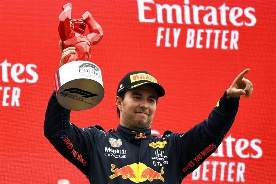El mexicano hizo una gran carrera y responde a la confianza de Red Bull.