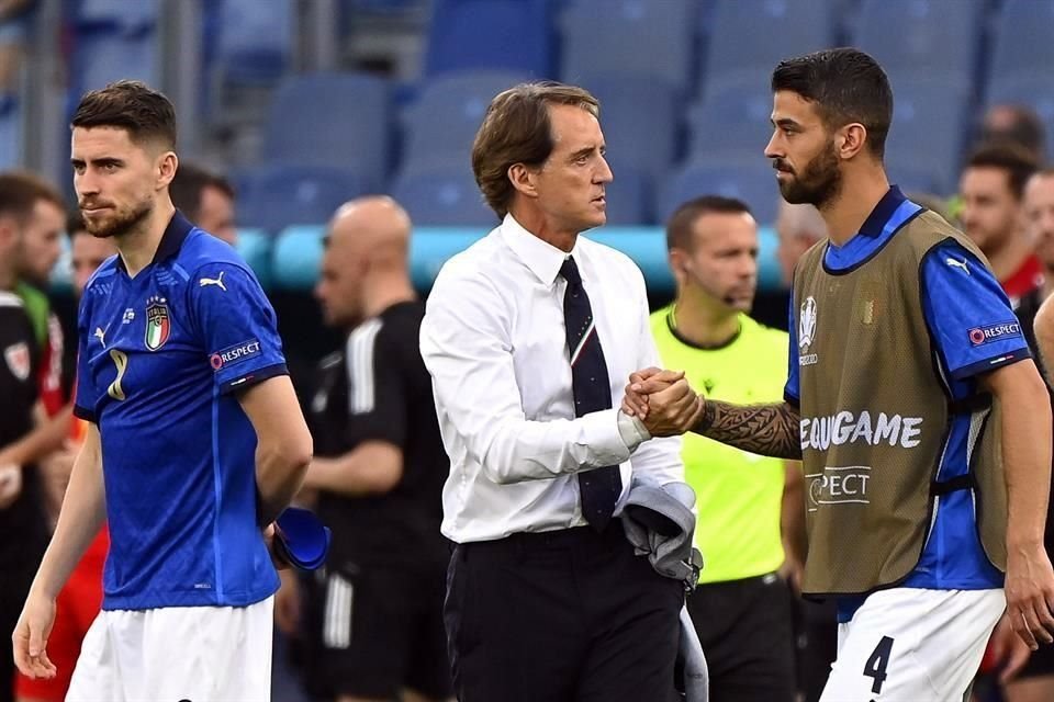 Roberto Mancini debe espera para conocer a su próximo rival en la Euro.