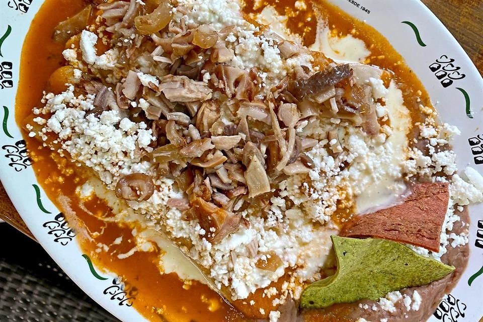 Sospechamos que este fin de semana tendrás antojo de unos buenos chilaquiles. Aquí la ruta hacia ellos.