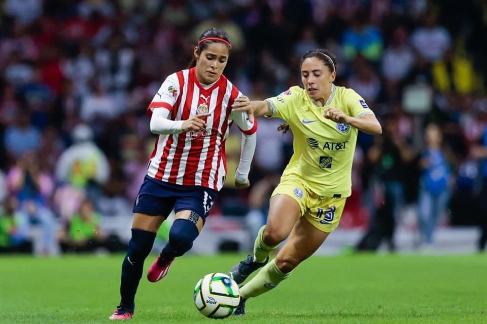 Chivas y América se enfrentarán el jueves 9 y domingo 12 de mayo.