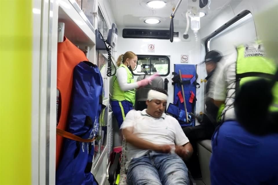 Uno de los detenidos resultó lesionado en la cabeza.