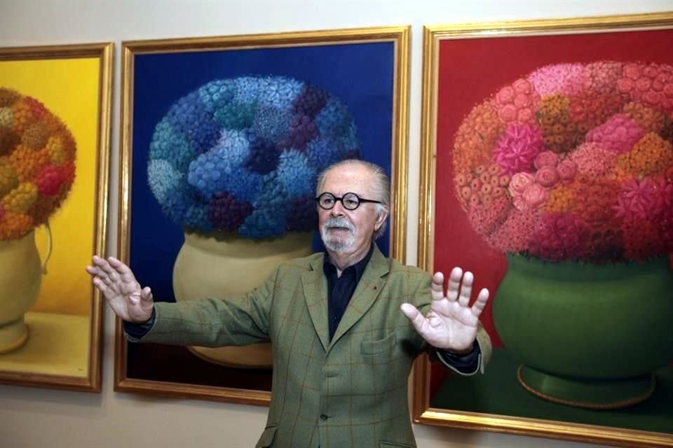 Botero, fallecido este 15 de septiembre a los 91 años, recorrió aquel 2012 la exposición de su obra en el Palacio de Bellas Artes.