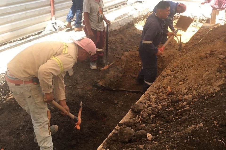 En 2007 fueron encontrados restos arqueológicos en el Jardín Cuitláhuac, donde se ubica el edificio de Gobierno de Iztapalapa, así como algunas piezas de orfebrería.