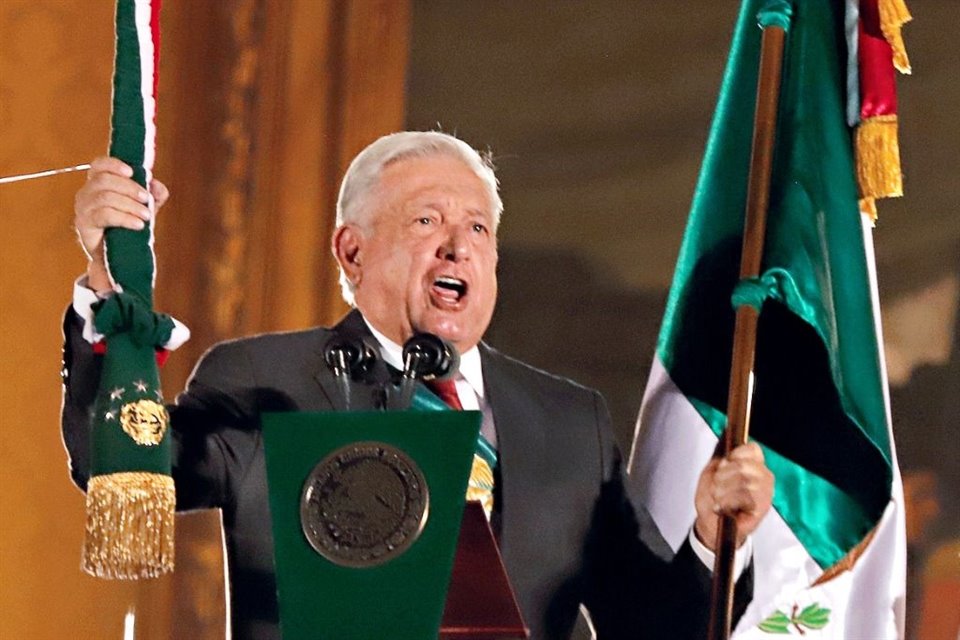 Con nuevas arengas, en contra de la avaricia y a favor del amor, AMLO encabezó ayer el penúltimo Grito de Independencia de su Gobierno.