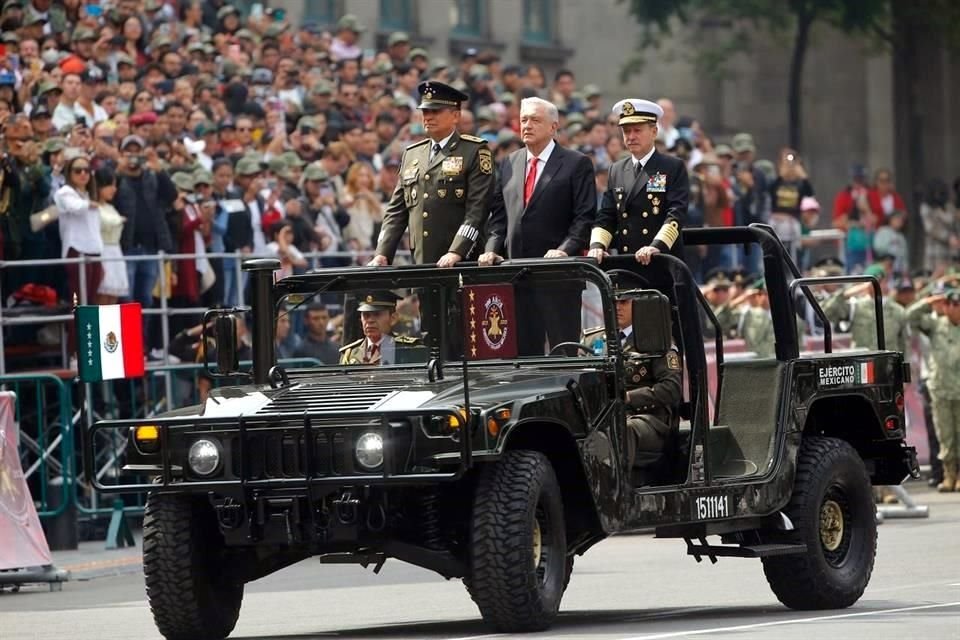 El titular de la Sedena dijo que México cuenta con un instituto armado y Guardia nacional leales y patriotas.