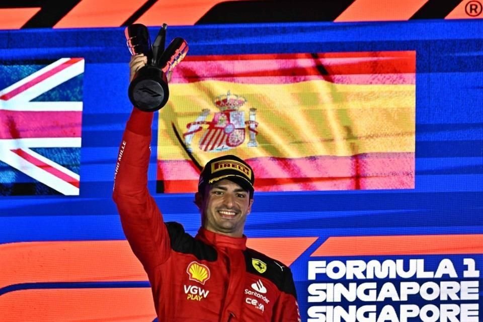 Carlos Sainz Jr. calificó como una sensación increíble el haber ganado el Gran Premio de Singapur y destacó que Ferrari hizo todo bien para llevarse el triunfo.