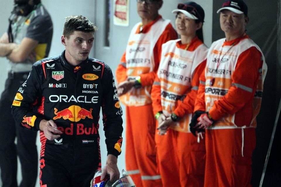 Max Verstappen logró rescatar puntos en un fin de semana de pesadilla para Red Bull en Singapur.