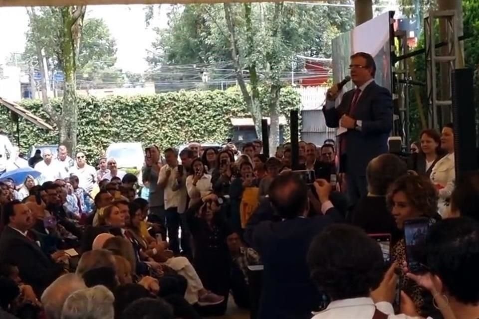 En un recinto en el sur de la Ciudad de México, Marcelo Ebrard lanzó su asociación civil 'El Camino de México'.