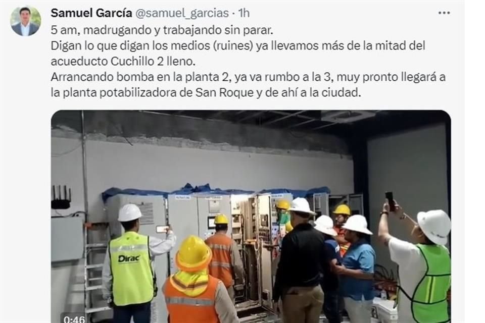 El Gobernador Samuel García difundió hoy un video de varios trabajadores en una de las plantas de bombeo.