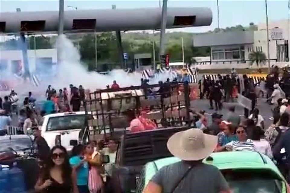 En el contingente replegado había niños.