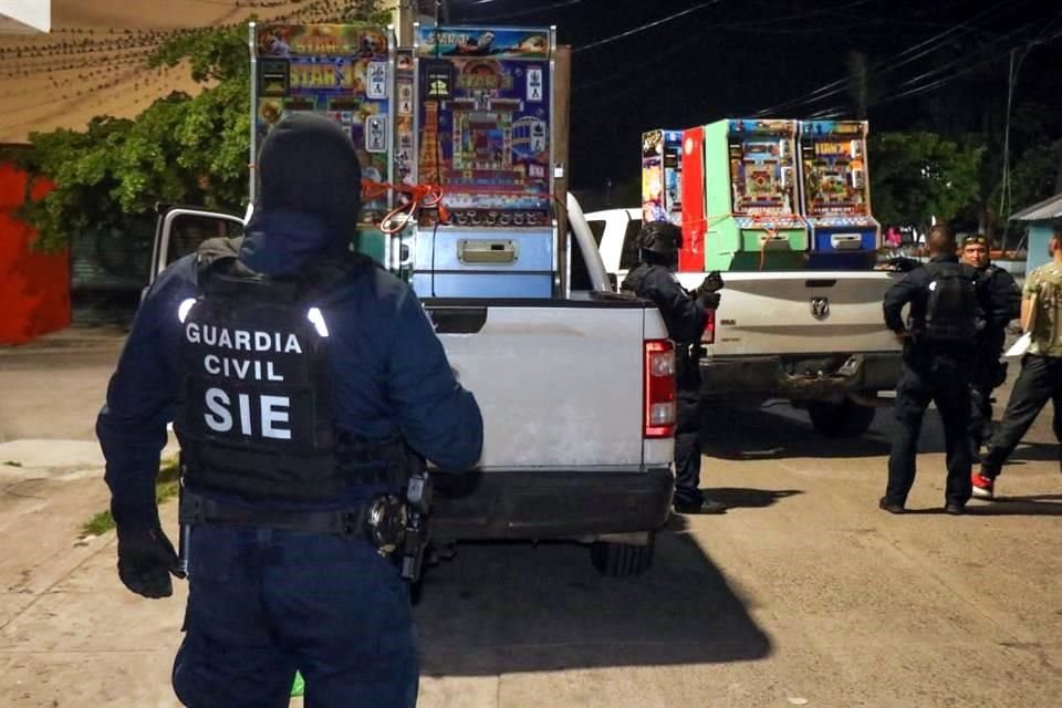 Autoridades aseguraron 163 minicasinos en Municipios de Apatzingán y Buenavista.