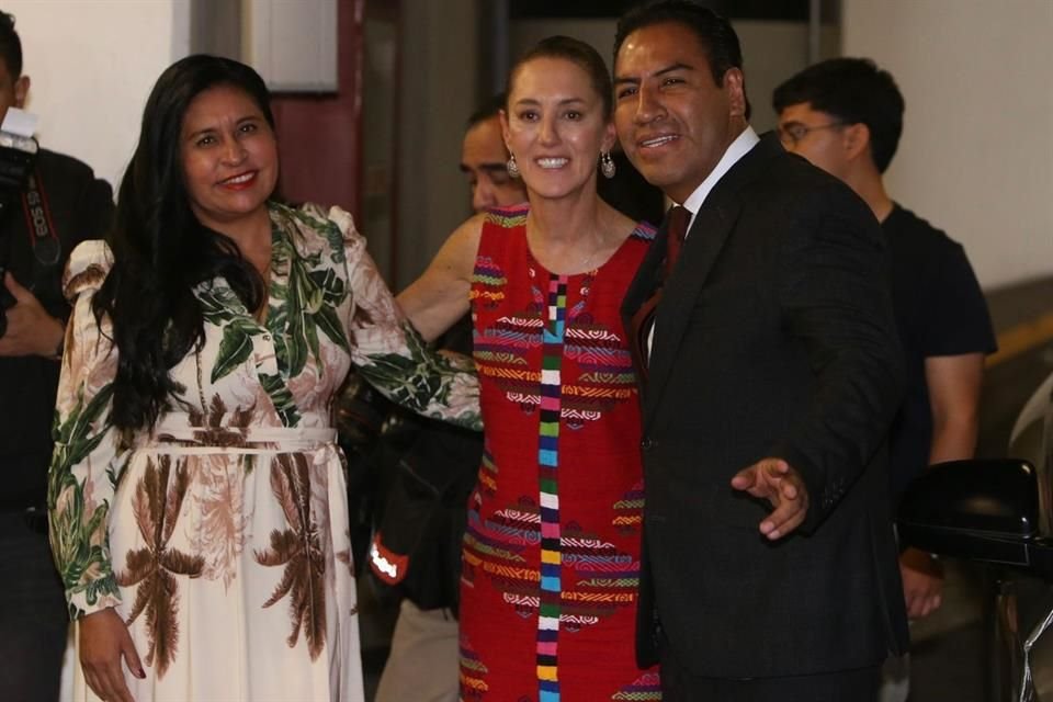 Ana Lilia Rivera, Claudia Sheinbaum y Eduardo Ramírez.