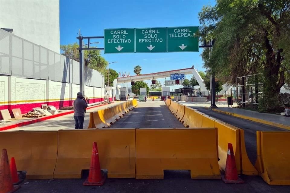 Las autoridades de Estados Unidos ordenaron ayer el cierre del Puente Internacional I, de Piedras Negras-Eagle Pass.