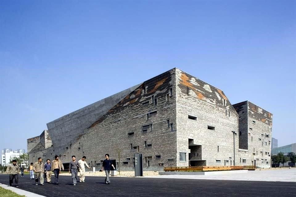 Para erigir el Museo Histórico de Ningbo en 2008, en China, se aproyecharon materiales de 30 aldeas que fueron demolidas.
