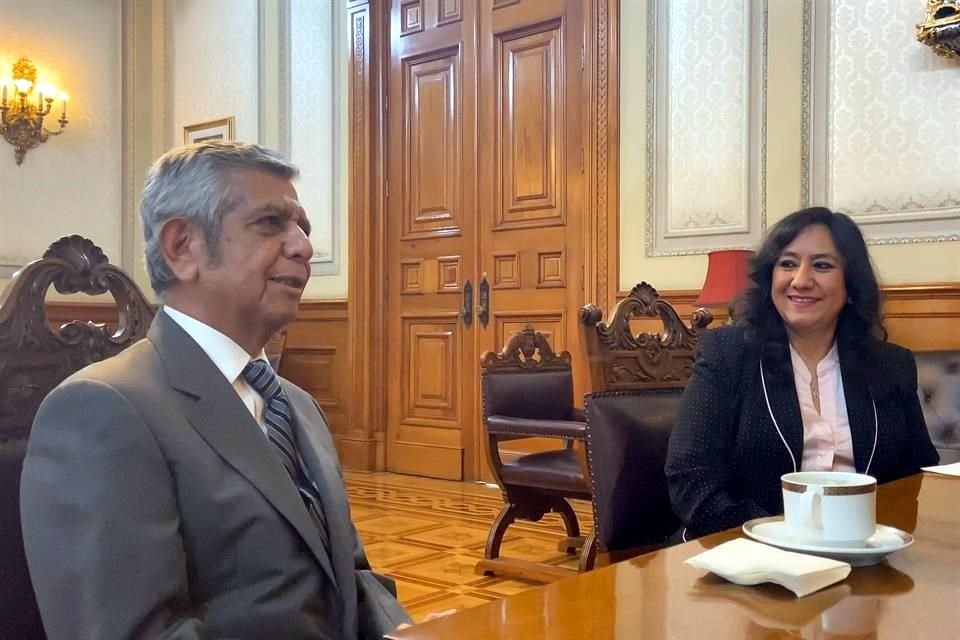 Salcedo y Sandoval en Palacio Nacional.