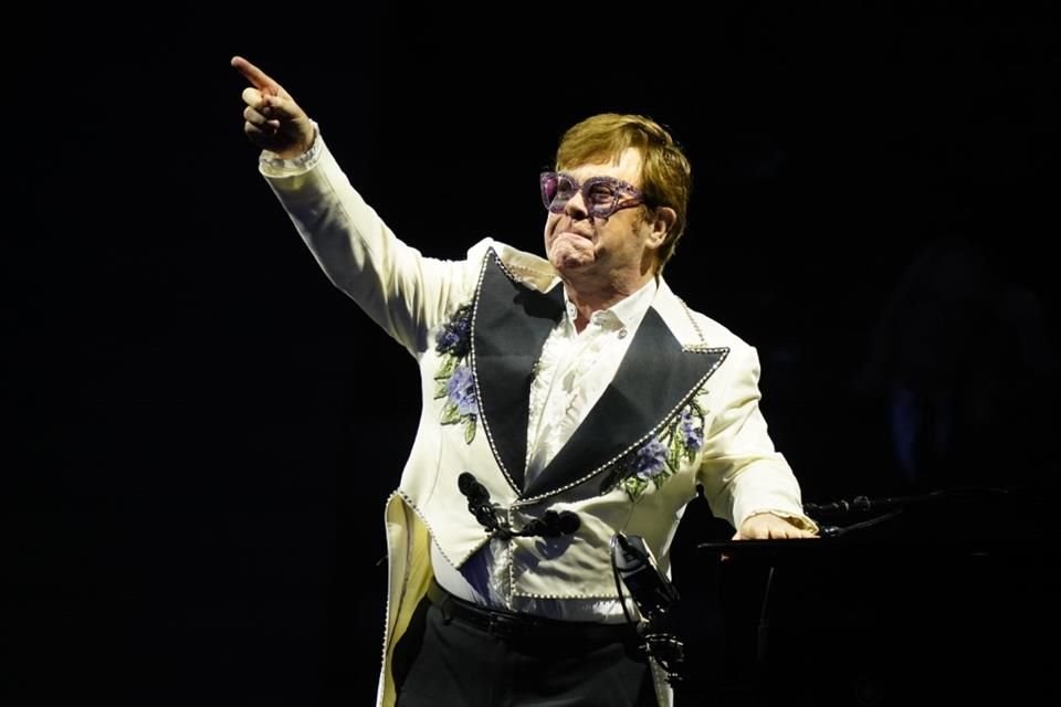 Elton John y Chris Stapleton actuarán en la gala del Salón de la Fama del Rock & Roll, la cuál será transmitida por primera vez en vivo.