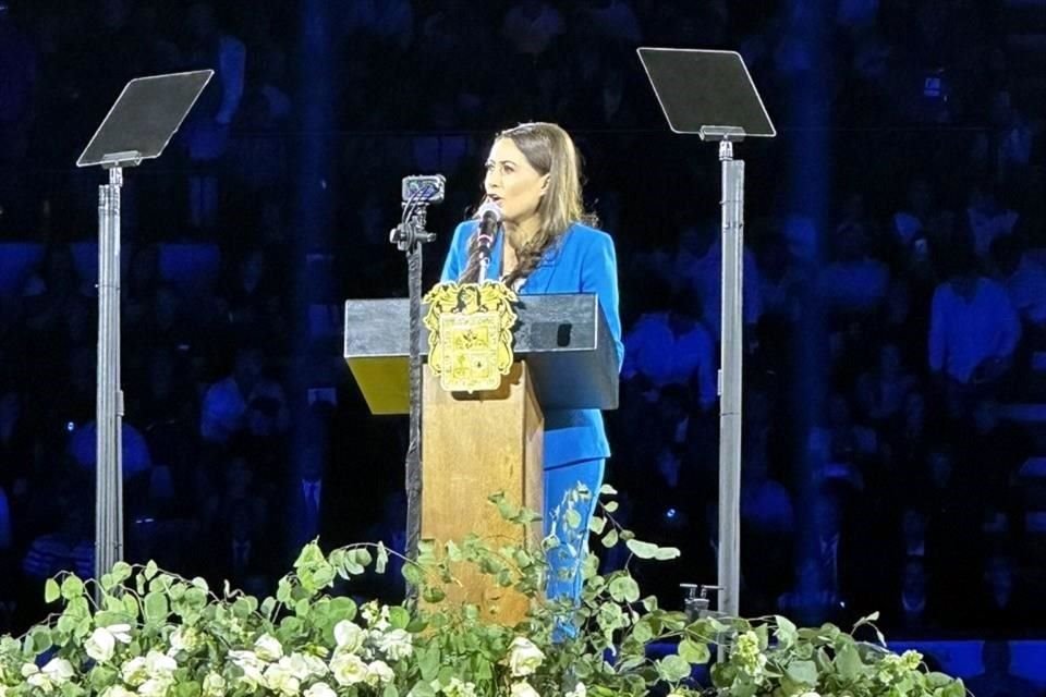 Tere Jiménez, Gobernadora de Aguascalientes, rindió su primer informe en la  Monumental Plaza de Toros de la entidad.