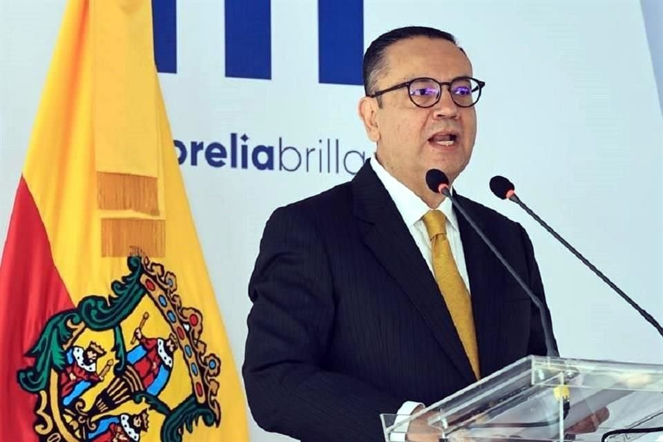 El senador Germán Martínez durante la conmemoración del 258 Aniversario del natalicio de José María Morelos y Pavón, en Morelia, Michoacán.