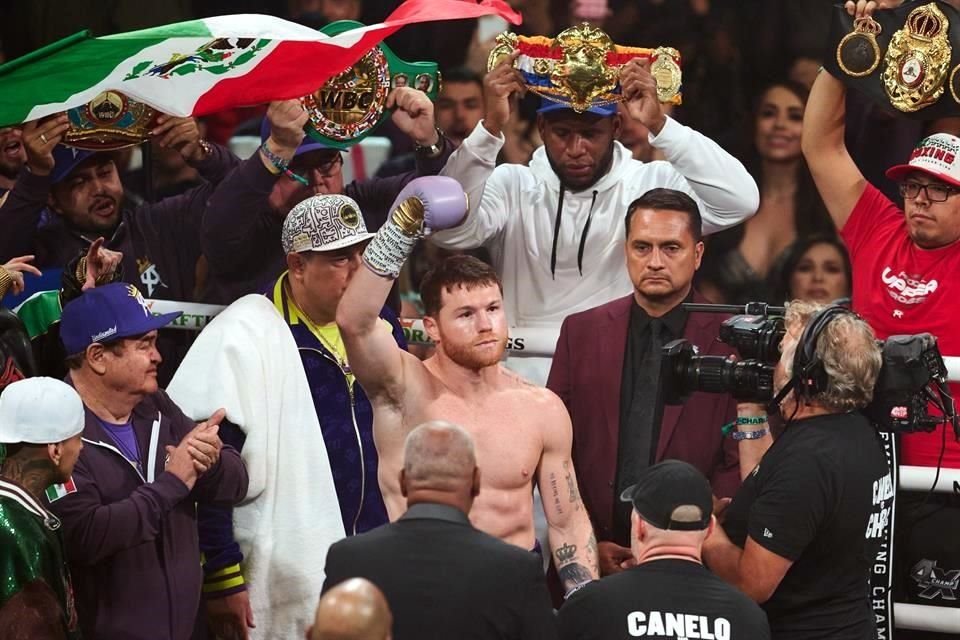 Canelo amplía su legado en el boxeo mexicano.