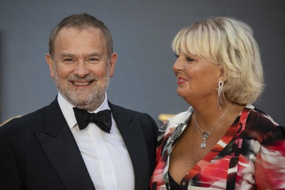 El actor de 'Downtown Abbey' Hugh Bonneville se separó de su esposa Lucinda 'Lulu' Williams, después de 25 años juntos.