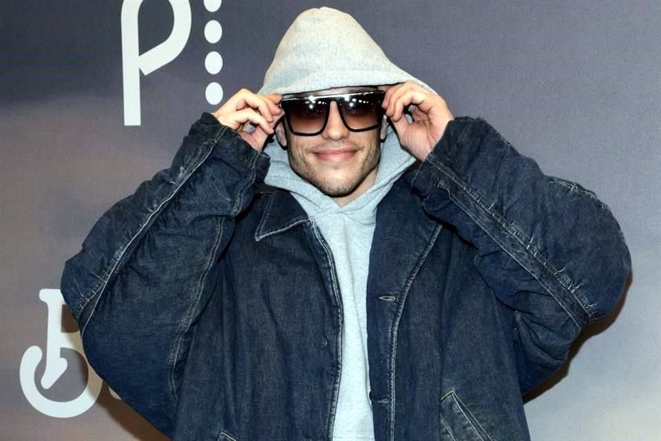 El comediante Pete Davidson volvió a golpear su camioneta en Los Ángeles, luego de que en marzo chocara en un barrio de Beverly Hills.