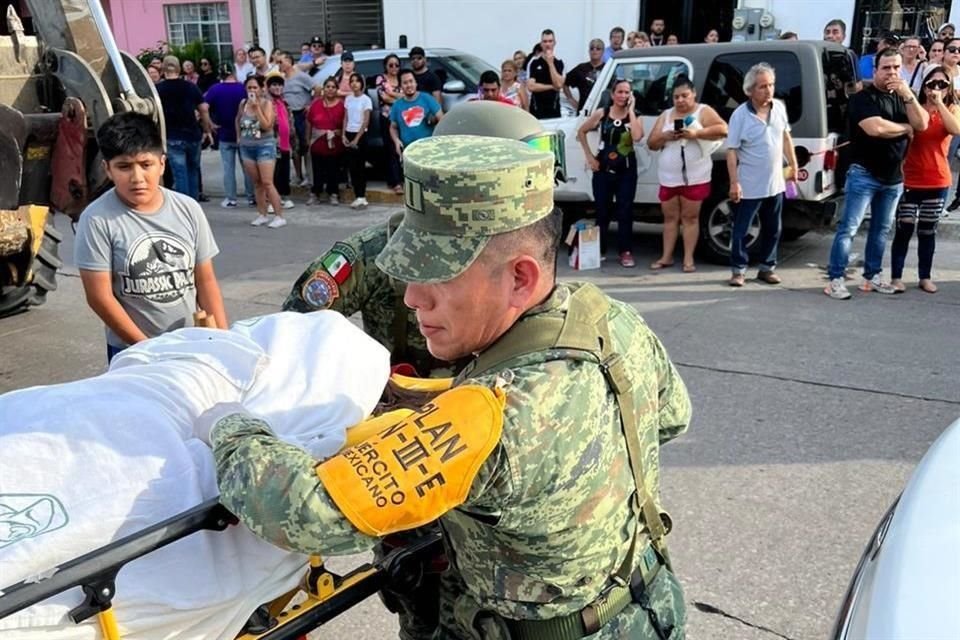 Hasta anoche eran 10 personas fallecidas, unas 60 estaban lesionadas y 23 hospitalizadas.