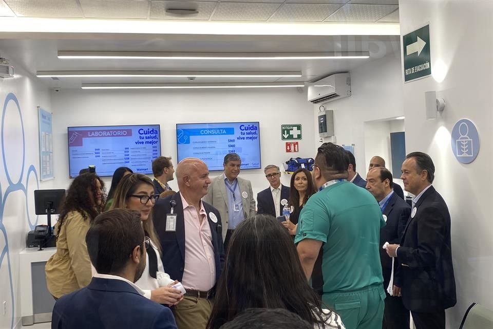 La oferta de este primer centro de salud vendrá a competir directamente con la infraestructura de cadenas como Salud Digna y Farmacias Similares.