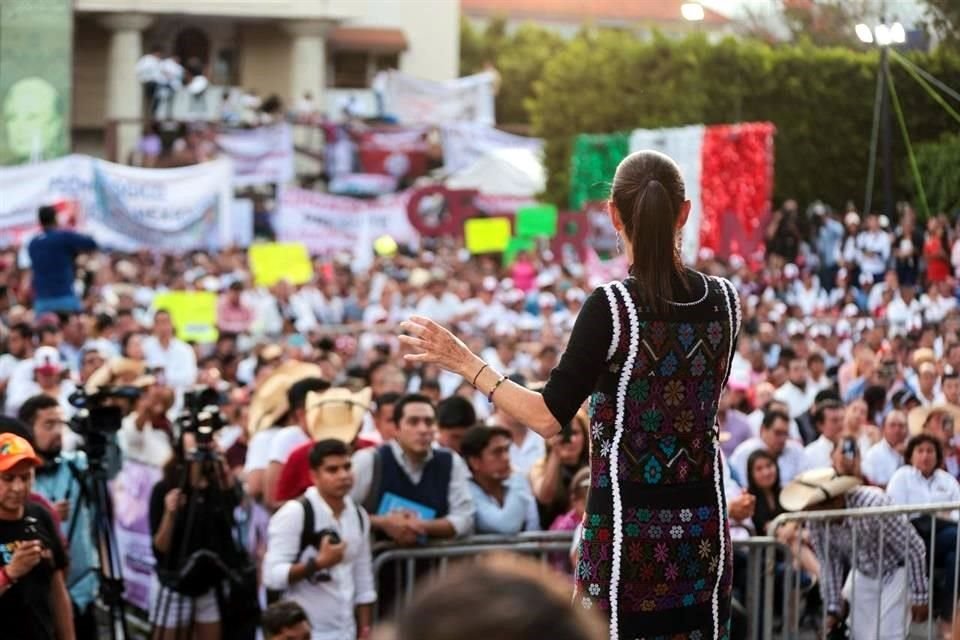 Así fue el mitin de Claudia Sheinbaum en Chilpancingo, alrededor de 10 mil personas acudieron.