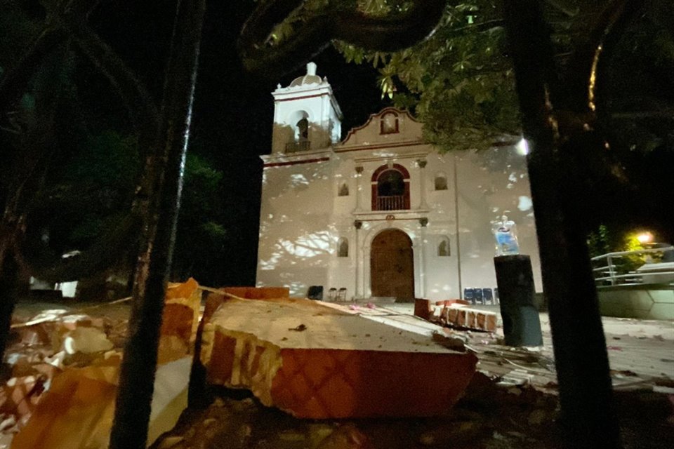 Una iglesia ubicada en San Sebastián Tutla, a 15 minutos del centro de Oaxaca, tuvo algunos daños.